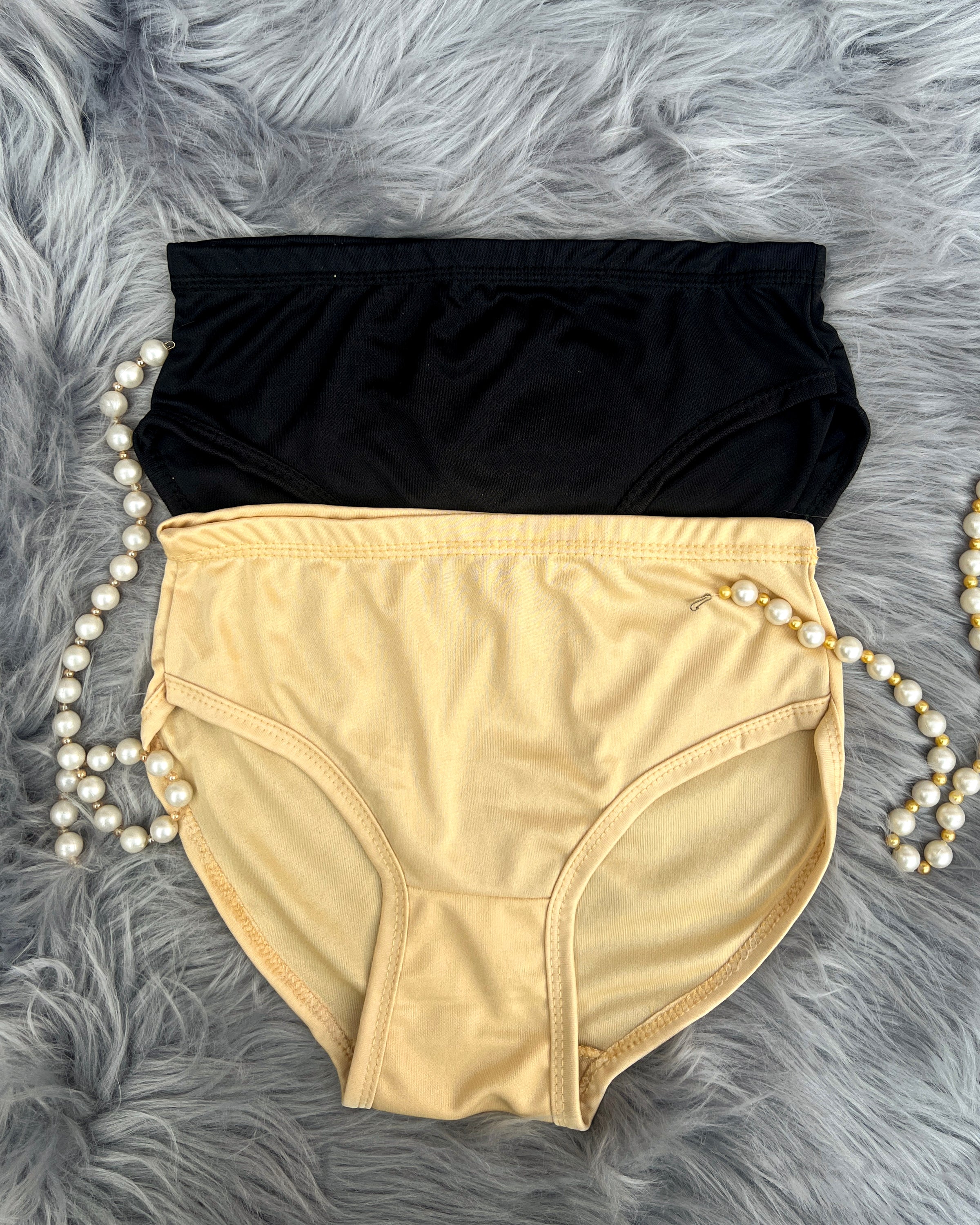 Pack of 4 Women Cotton Jersey Panties Soft Stretchable Comfortable Breathable Ladies Underwear Daily Wear Briefs Skin Black Panties Underwear For Girls Women